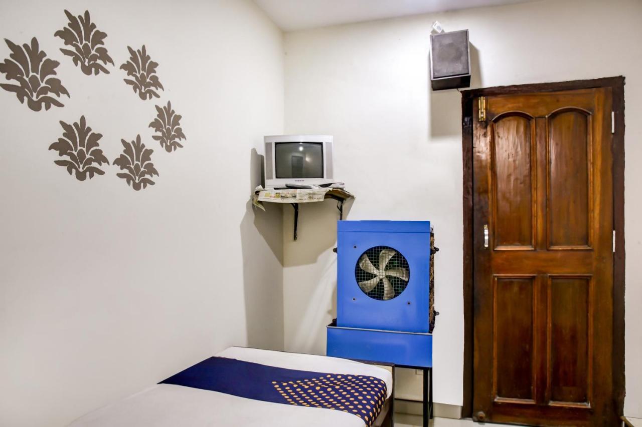 Spot On 75653 Hotel Rohit Bilaspur  Ngoại thất bức ảnh